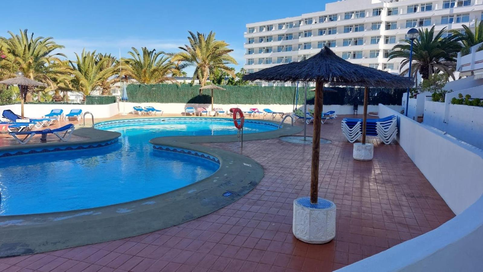 Las Americas - Garden City Адехе Экстерьер фото
